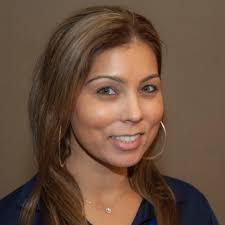 Nora Farhat's Instagram, Twitter & Facebook