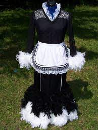 Babette Feather Duster Beauty And The Beast Dress By Sandracimmino Beauty And The Beast Costume Beast Costume Beauty And The Beast Dress