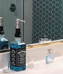 Jack Daniels Whiskey Soap Dispenser Bathroom Soap Kitchen Soap Dispensers Diydekorkuche Dekor Kuchen Seifenspender Seifenspender Jack Daniels Seifenspender