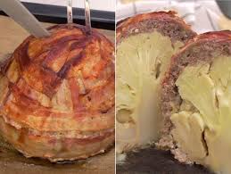 Blumenkohlbombe Ist Frischer Blumenkohl Umhullt Mit Hackfleisch Und Bacon Dieses Low Carb Gericht Ist Der Blumenkohlbombe Rezepte Hackfleisch Rezepte Einfach