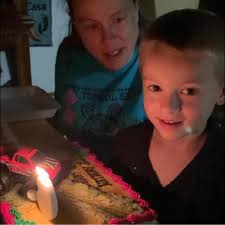 Does anyone have experience with the Blackstone griddle and pizza oven  combo?