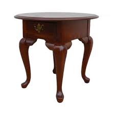 Queen Anne Style End Table From Broyhill Table Side Table End Tables