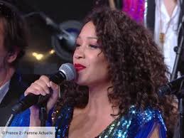 Ce qui n'a pas empêché ses abonnés de lui adresser. N Oubliez Pas Les Paroles Qui Est Kania Allard La Choriste De L Emission Femme Actuelle Le Mag