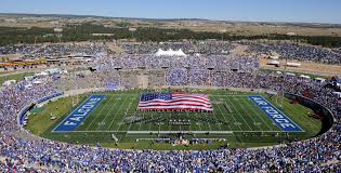 Sitting at an elevation of 7,750 feet, the mountaineer bowl seats 4,000 inside its gates opened in 1947, it has played host to a rocky mountain athletic conference record 19 conference titles. The Six College Football Games Coloradans Shouldn T Miss 5280