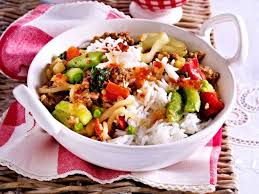 Asia Wok Pfanne Mit Hack Und Chilisosse Rezept Lecker Chilisosse Rezepte Wok Pfanne