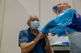 Common malay names among boys. Report Medical Personnel Must Now Show Recipients Syringe Filled With Covid 19 Vaccine Before Jab Malaysia Malay Mail