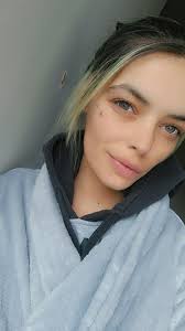 whitegurl1217 please normal people add me 😂👍it's been a day