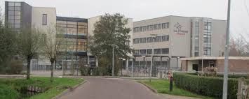 Thijsse dat het naardermeer in een vuilnisbelt veranderde. Het Jac P Thijsse College Castricum Is Een Grote Middelbare School