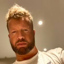 Sir Lee Pearson CBE (@SirLeePearson)