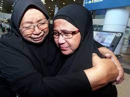 Timbalan menteri di jabatan perdana menteri fuziah salleh berkata, semua kuota haji adalah dengan th kecuali visa furada. Jemaah Haji Terkandas Imbas Pasport Keluar Muka Lain Mynewshub