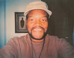 VINCENT EARL ROSSER Vincent Earl Rosser was born December 13,1954 in  Portsmouth Va to the late Mildred and Charles Rosser, Sr. Vincent was the  9** child of (9) siblings. Vincent leaves to