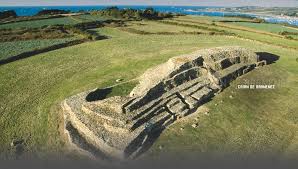 Cairn De Barnenez Centre Des Monuments Nationaux