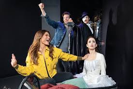 / tj uː ˈ s ɔː d z /, us: What S Inside Madame Tussauds New York