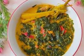 3 lembar daun salam 6. 10 Lauk Pendamping Sayur Daun Singkong Yang Bikin Makin Kaya Rasa