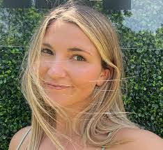 Layla Douglas's Instagram, Twitter & Facebook