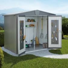 Vous pouvez découvrir notre gamme d' armoires et coffres de jardin pour les petites surfaces extérieures ou bien choisir un petit modèle comme l'abri en métal 3m2 gris. Abris De Jardin En Metal Gamm Vert