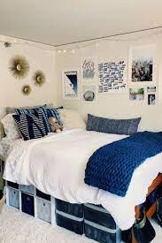 Explore our 2021 dorm lookbook for our favorite girls dorm room ideas curated by pottery barn dorm. 25 Dorm Room Ideas For Girls Who Are In College Its Claudia G