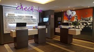 The premier inn is the uk's largest hotel chain with over 500 hotels across the uk. Katy Katy Hawx Twitter