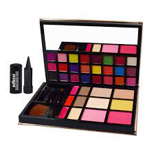 Enjoy free india shipping on orders over inr 500. Buy Aver Beauty Professional Makeup Kit For Womens Mk004 With Free Adbeni Kajal Color May Vary Online At Low Prices In India Amazon In