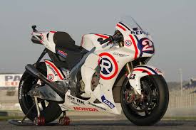 pin by dean place on nighthawk cafe in 2020 racing motorcycles honda super bikes