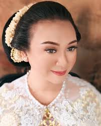 Mitoni Dinda 🌹, . , Makeup @naninazeh, Mitoni package  @naninazehweddinggallery, ., #mitoni #mitoni7bulanan #paketmitoni  #paketmitonijakarta #weddingpackage #paketsiramanjakarta ...