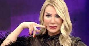 Sosyal medyaya da konu olan haber ardından ünlü sanatçının hayatı araştırılıyor. Seda Sayan Kimdir Nereli Ve Kac Yasinda Seda Sayan Hayati Hakkinda