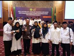 Maybe you would like to learn more about one of these? Muhammad Syamsi S Ag Dilantik Sebagai Analis Kepegawaian Oleh Sekjen Kementerian Agama Ri
