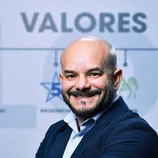 Unlike many, I am not impressed with Microsoft's latest paper, and the fact  that it gets so much attention worries me. Let's break it down: 1) 𝗨𝘀𝗲𝘀  𝗮 𝘁𝗮𝘀𝗸 𝘁𝗵𝗮𝘁 𝗶𝘀 𝗻𝗼𝘁… |