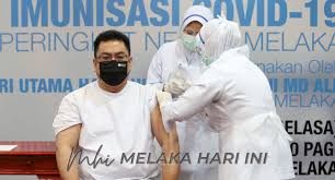 Oktober 2016 lalu, kerajaan arab saudi telah menetapkan pembayaran visa 2,000 riyal (rm2,228.86) kepada jemaah keputusan itu juga dibuat bagi mencerminkan bahawa kerajaan arab saudi bersedia untuk menerima suntikan semula akan diberikan kepada penerima suntikan picagari kosong. Ketua Menteri Terima Suntikan Dos Kedua Vaksin Pfizer Biontech