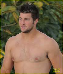 Tim Tebow: Shirtless Beach Stud in Hawaii!: Photo 2971676 | Shirtless, Tim  Tebow Photos | Just Jared: Entertainment News