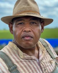 Sinners is finally out worldwide! I can now share so many photos and  anecdotes with you all from this incredible experience. Lot of blood,sweat  & tears went into this by a lovely