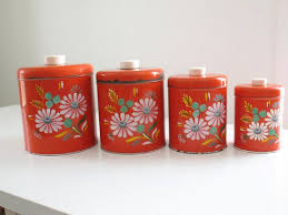 Beautifully colored flowers adorn certified international's botanical floral set of 3 canisters designed by sue schlabach. Pin On Vintage Kitchen