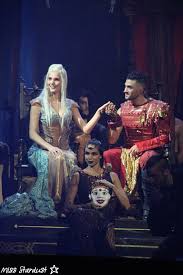 La Légende Du Roi Arthur Auprès D Un Autre Epingle Par Liya Sur Camille Lou En 2019 Comedie Musicale Comedie Musicale Francaise Et Roi Arthur