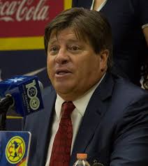 América celebra 101 años y 'refresca' recuerdos con el piojo herrera | top 5 récord. Miguel Herrera Wikipedia