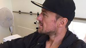 Он играет на позиции центр. Christian Gentner Vom Vfb Stuttgart Aussert Sich Nach Schwerer Verletzung Fussball News Sky Sport