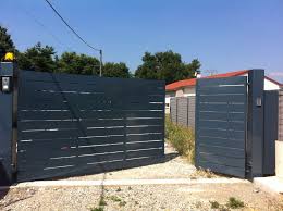 Photo Portail En Metal Fait Maison Peinture V33 Conditi Portail Isere 38 Projet Plain Pied Bbc Nord Isere Avec Vill Maison Peinture V33 Portail