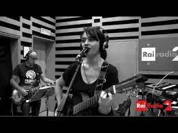 Más letras de carmen consoli. Carmen Consoli L Ultimo Bacio Radio2 Social Club Youtube