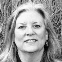 Catherine Fowler's Instagram, Twitter & Facebook