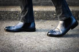 Appropriate for work<, casual wear, and even with a suit, they come in a wide variety of designs and styles, from simple and elegant, to rugged, even to those with. 6 Best Chelsea Boots For Men In 2021 The Thinking Man S Boot