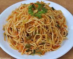 Schezwan Fried Noodles Recipe Chinese Style Spicy Veg Noodles Recipe Recipes Vegetable Noodles Recipes Cooking Recipes
