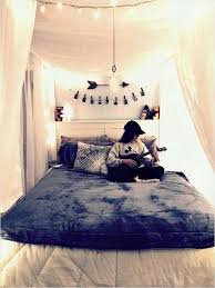 42 Stunning Aesthetic Room Accessories 26 Room Decor Uk Small Bedroom Tumblr Diy Cute Bedroom Ideas Grey Bedroom Decor Grey Room Decor