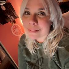 Help please ....going to prebook tickets but which one best ? between casa  mila and casa batllo. Also considering night time with lights . Worth it ??  Ty 😊