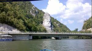 • intrările la obiectivele turistice. Cazare Cazanele DunÄrii Descoperimromania Ro