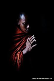 This Is An Example Of Chiaroscuro The Person In The Pictures Appears To Be Coming Out Of Negative Space Chiaroscuro Photography Light In The Dark Chiaroscuro