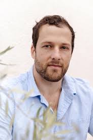 This Unconventional Start To Team Meetings Boosts Mental Health,  Performance And Profitability