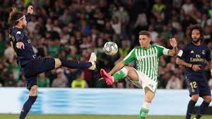 Todo el mundo del fútbol se vuelca con eriksen r. Real Betis Vs Real Madrid Casemiro Admits Defeat Could Cost Side La Liga