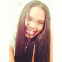 Mariah Mack's Instagram, Twitter & Facebook