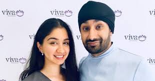 Excellent dental care general and cosmetic dentist teeth whitening, hygienist, white fillings, ceramic crowns, fastbraces. Viva Dental Studios General Cosmetic Dentistry Essex