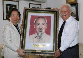 Cựu thiếu úy vnch nguyễn ngọc lập gặp thứ trưởng nguyễn thanh sơn ở quận cam. Dzrvbkqmg9eglm