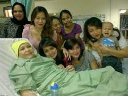 Ini biodata octavia manrose, anak iwan dangdut. Picture 30 Of Rosnah Mat Noor Millifamily